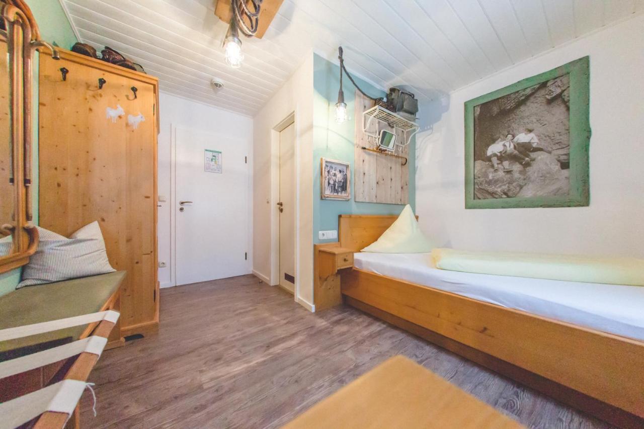 Berggasthof Hotel Duftbraeu I Ruhige Alleinlage I Mitten Im Gruenen Samerberg Exterior photo