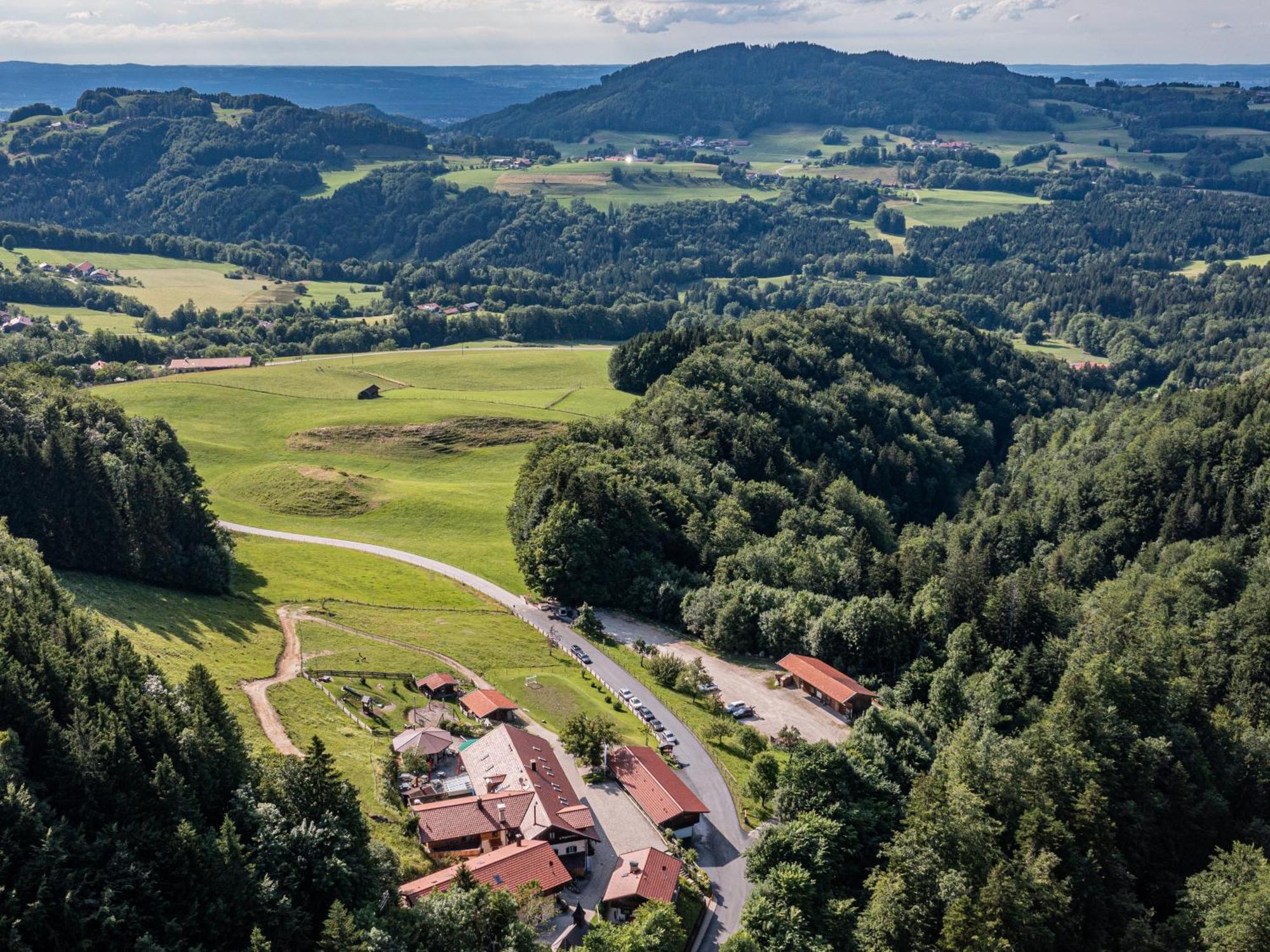 Berggasthof Hotel Duftbraeu I Ruhige Alleinlage I Mitten Im Gruenen Samerberg Exterior photo